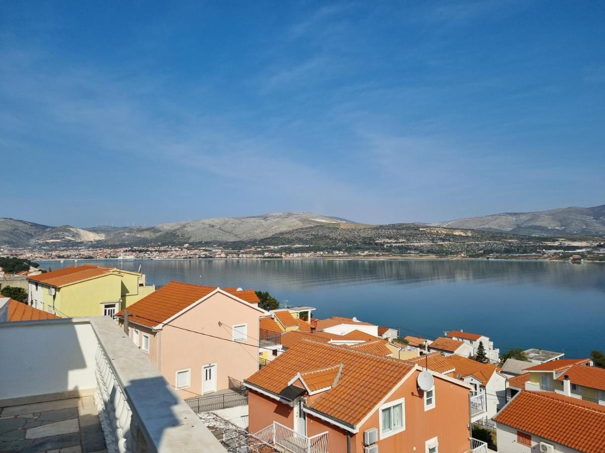 Villa Nena In Central Dalmatia Trogir Exterior photo