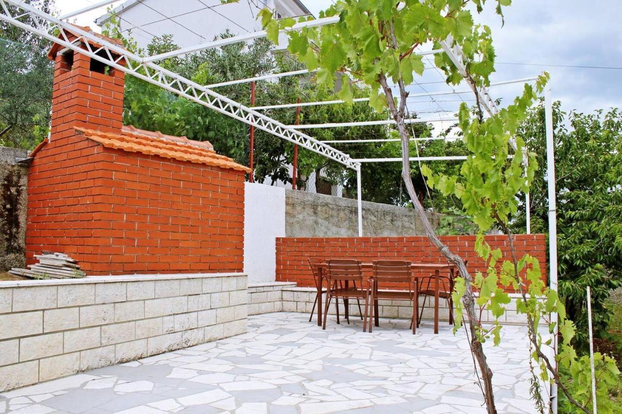 Villa Nena In Central Dalmatia Trogir Exterior photo